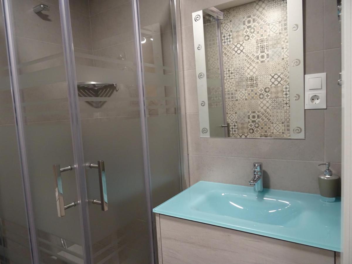 Boutique Apartment Near The Beach, 1 Gbps Wi-Fi Malaga Luaran gambar