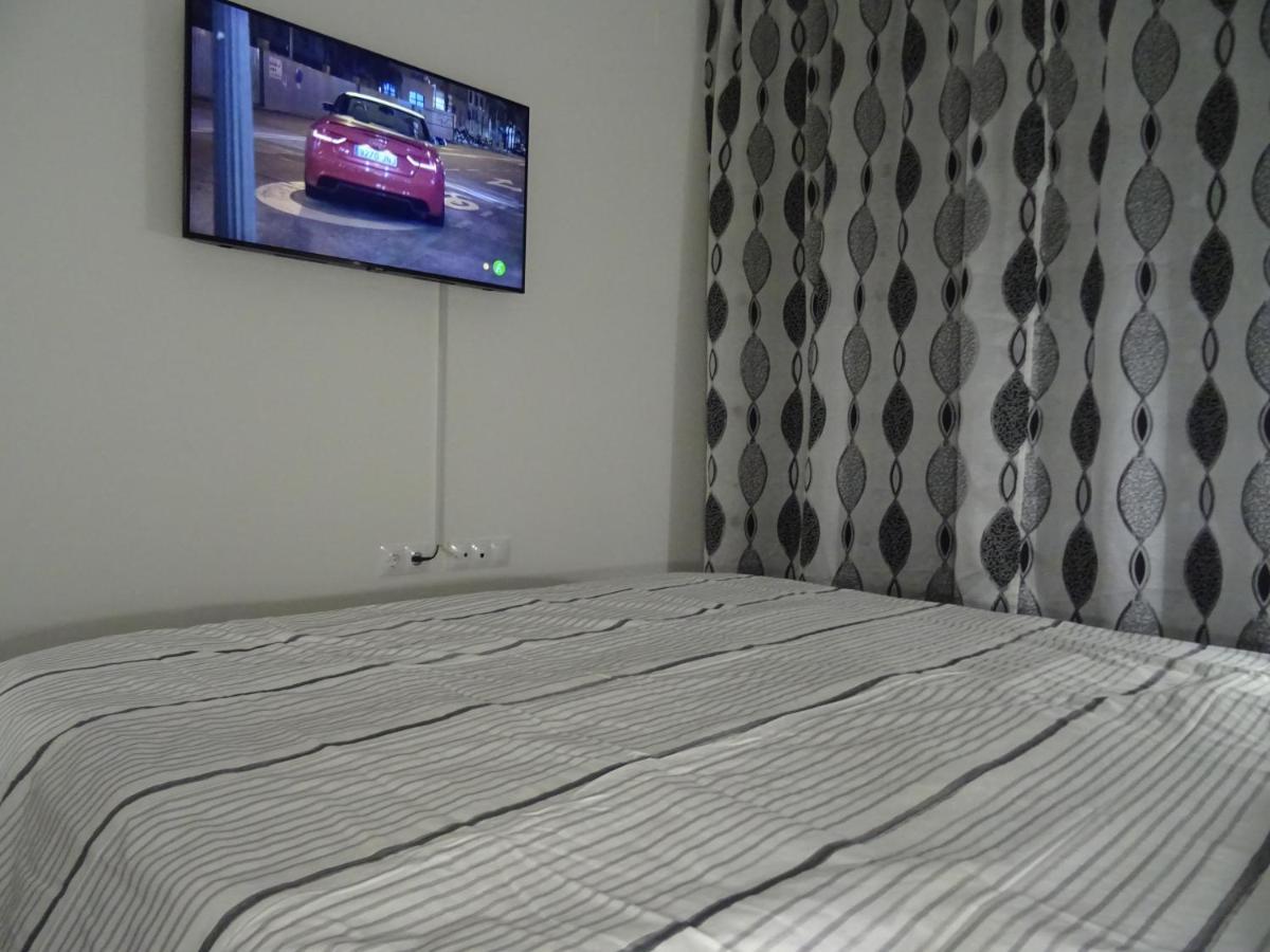 Boutique Apartment Near The Beach, 1 Gbps Wi-Fi Malaga Luaran gambar