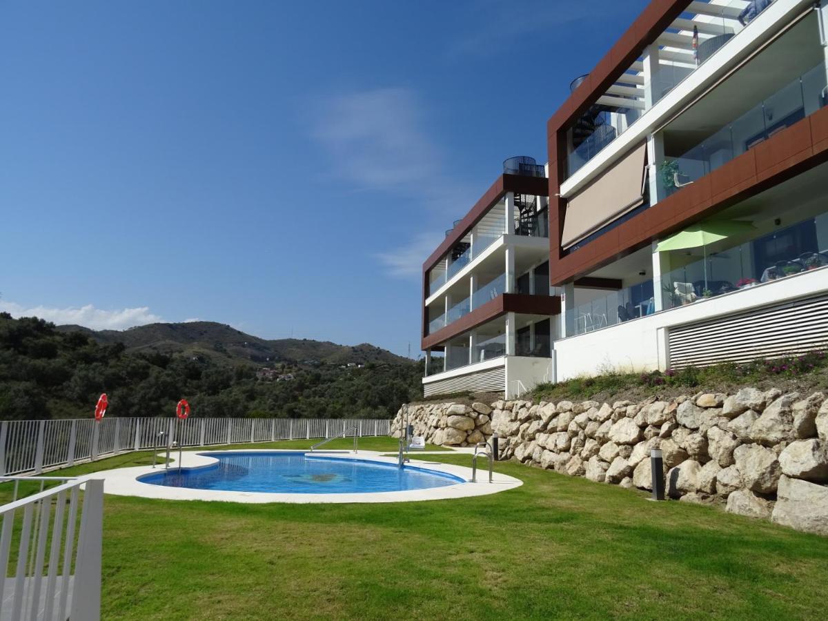 Boutique Apartment Near The Beach, 1 Gbps Wi-Fi Malaga Luaran gambar