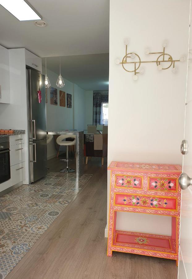 Boutique Apartment Near The Beach, 1 Gbps Wi-Fi Malaga Luaran gambar