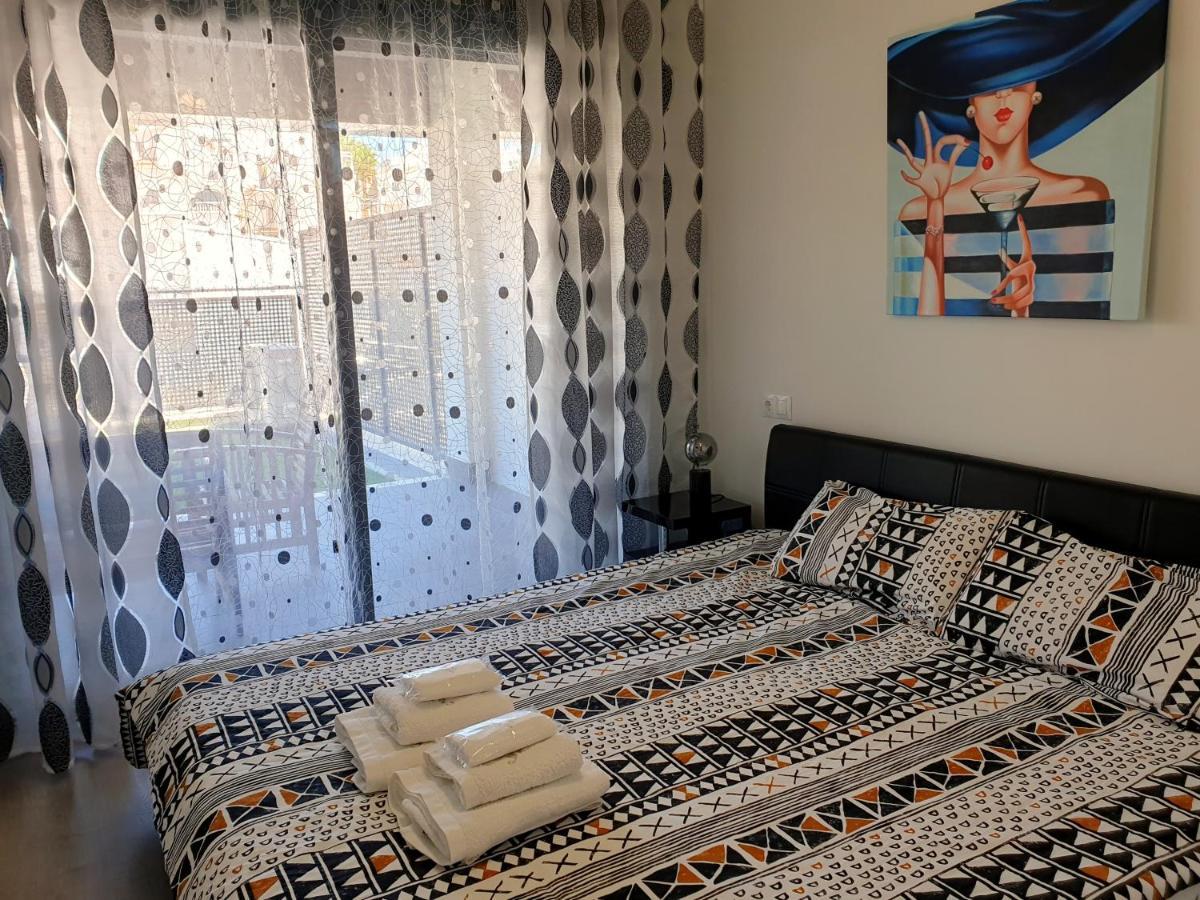 Boutique Apartment Near The Beach, 1 Gbps Wi-Fi Malaga Luaran gambar